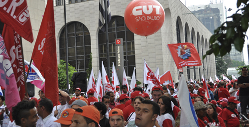 Imagem de Ato unificado da CUT e centrais reuniu 2 mil trabalhadores na Avenida Paulista